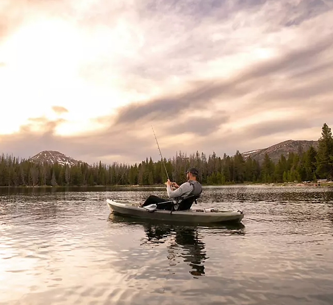 Lifetime Kenai Pro Angler 100 Kayak